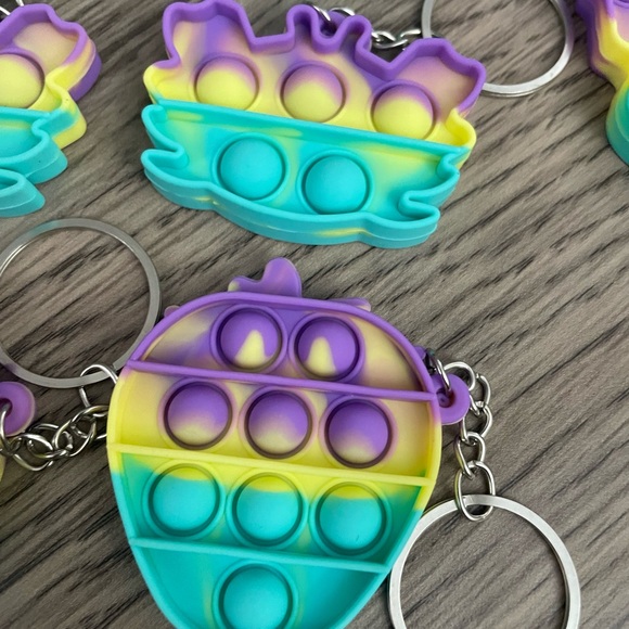 Colorful Pop It Keychains - Picture 8 of 10